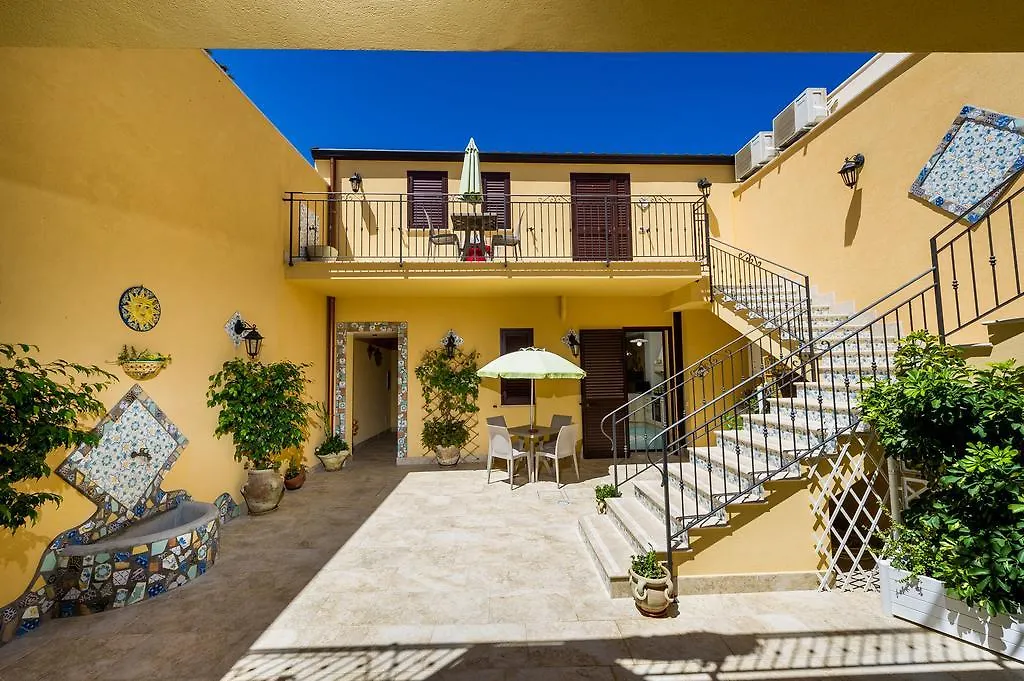 Holiday home Appartamenti Il Patio San Vito Lo Capo Italy